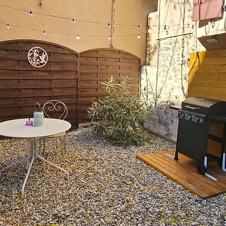 Lägenhet Appartement 2 Personnes Avec Jardin Et Salle Spa *