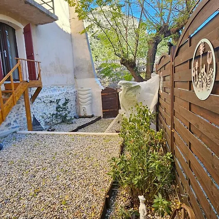 Appartement 2 Personnes Avec Jardin Et Salle Spa * Anduze